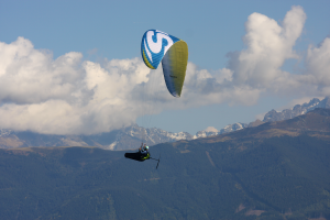 razeebuss radicall , clement Latour